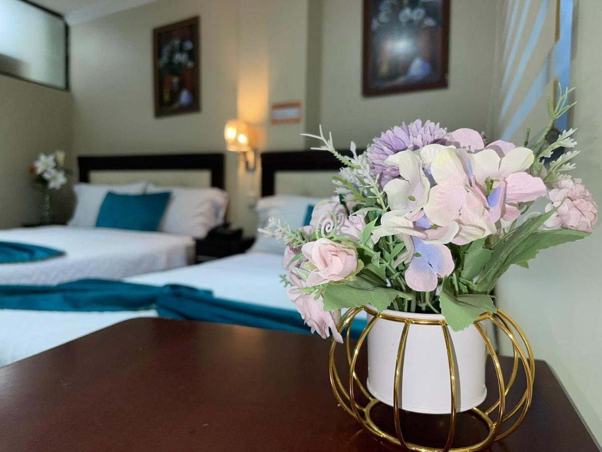 Hotel Virgen Del Cisne Loja Eksteriør billede